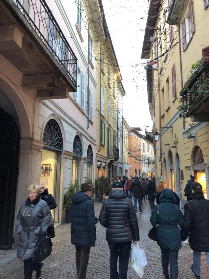 Kindness Art Apartment In Historic Center Arona Exterior photo