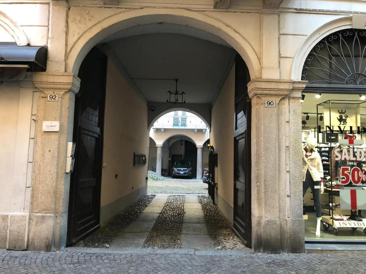 Kindness Art Apartment In Historic Center Arona Exterior photo